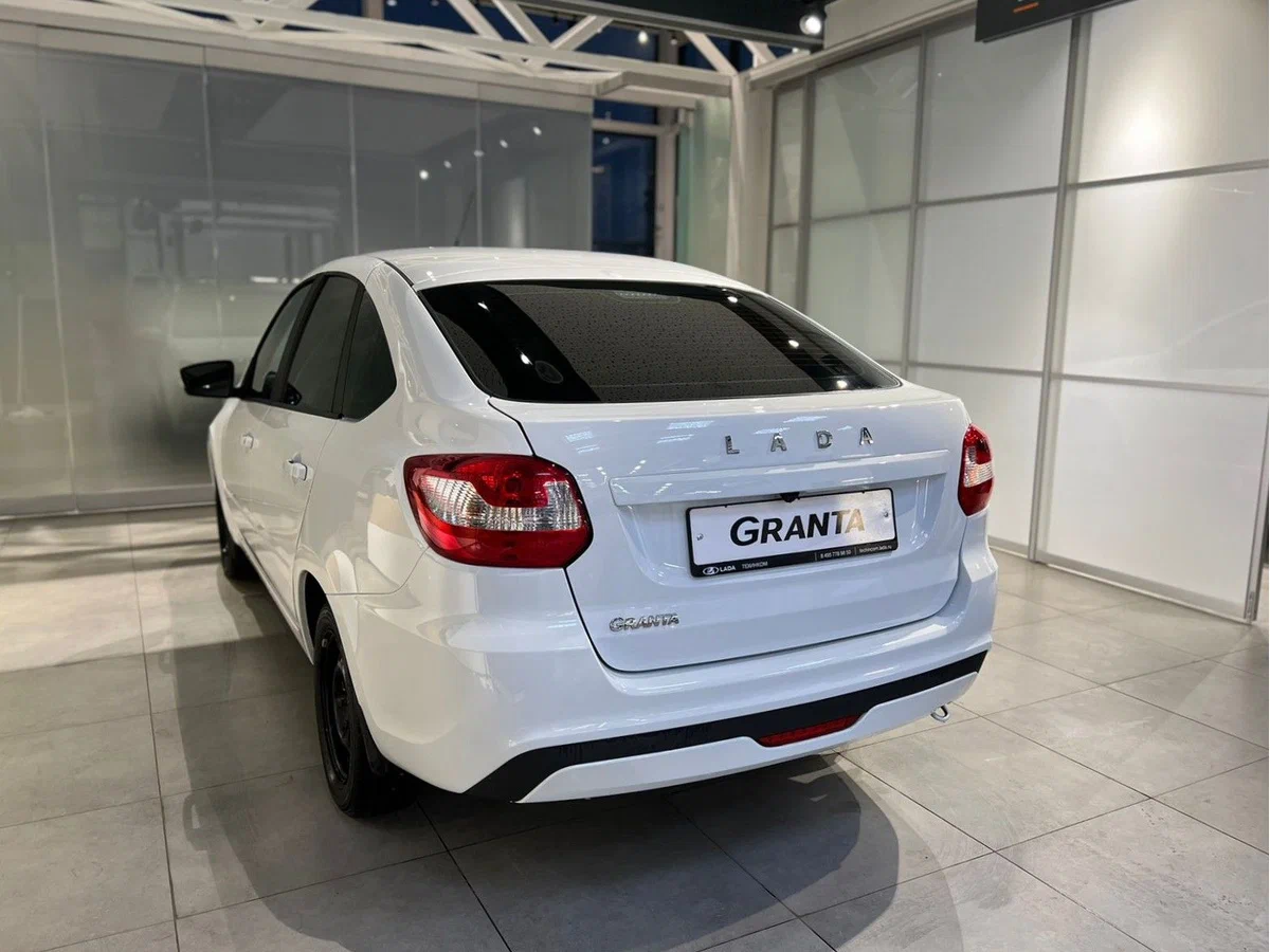 Lada Granta Лифтбек в Краснодаре - фото №3