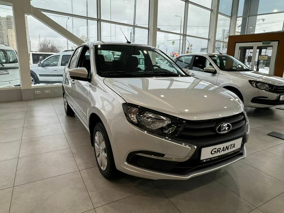 Lada Granta Седан в Краснодаре - фото №2