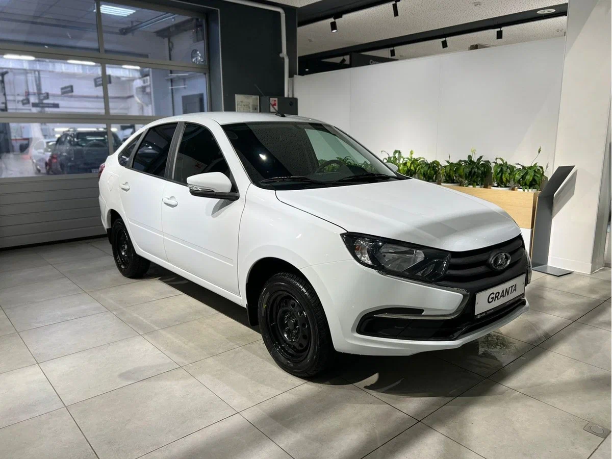 Lada Granta Лифтбек в Краснодаре - фото №2
