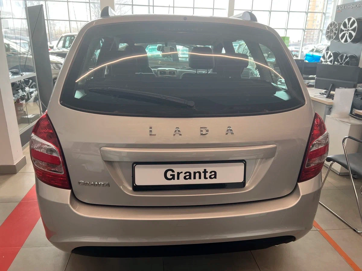 Lada Granta Универсал в Краснодаре - фото №3